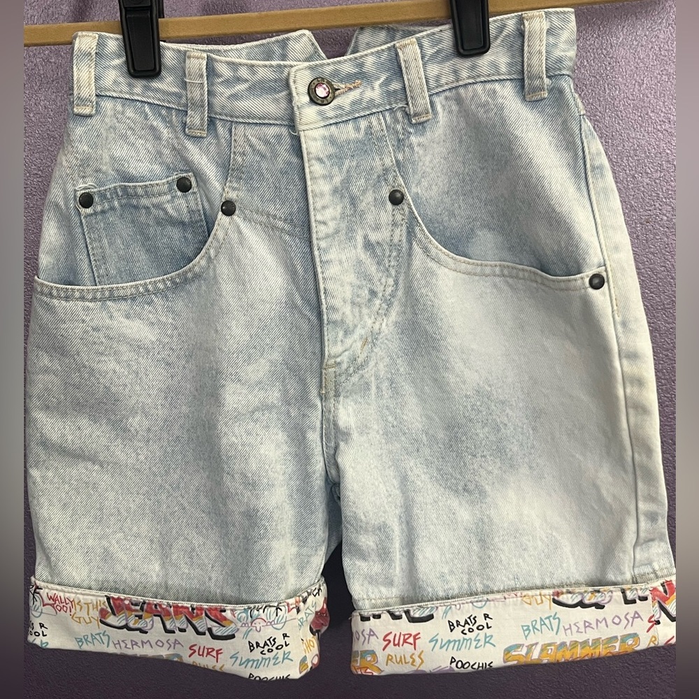 LA Gear vintage denim jean graffiti shorts high waist blue acid washed cuff 80s